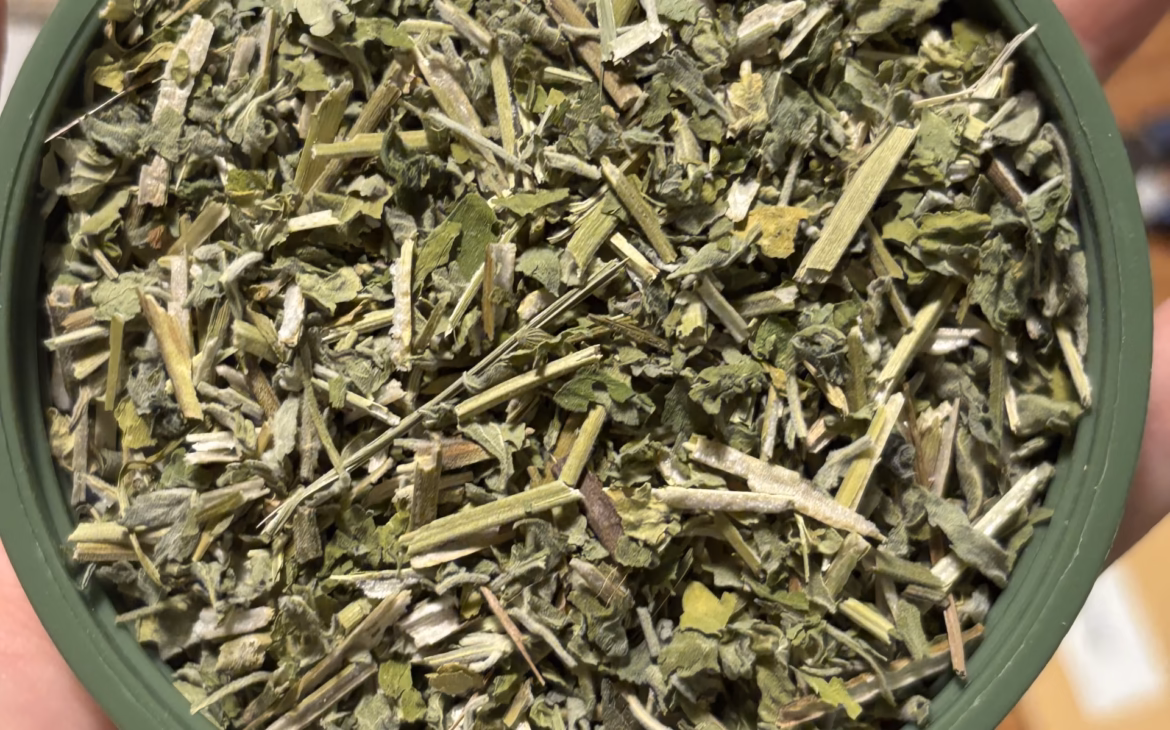 hojas secas de catnip (nepeta cataria) para gatos